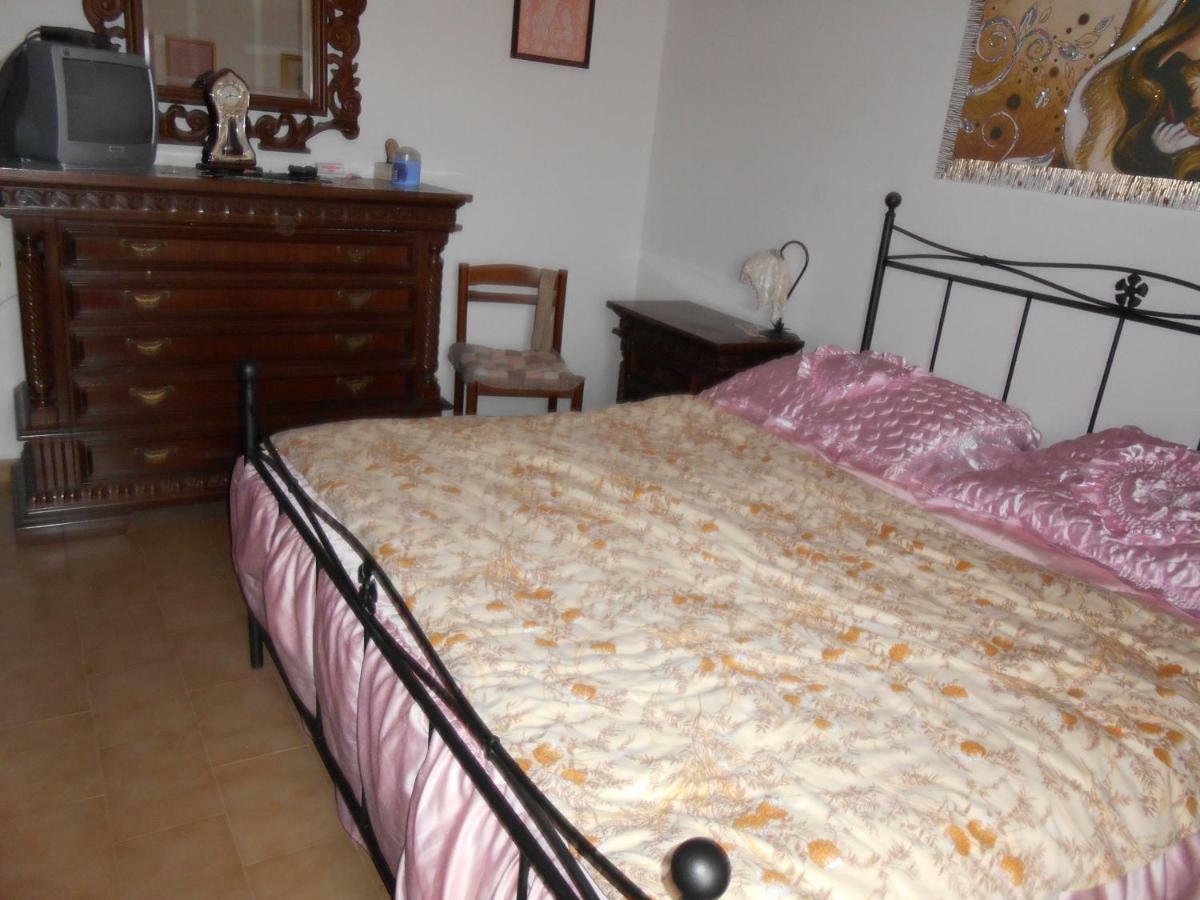 Bed and Breakfast La Casa Di Walter Palata Exterior foto